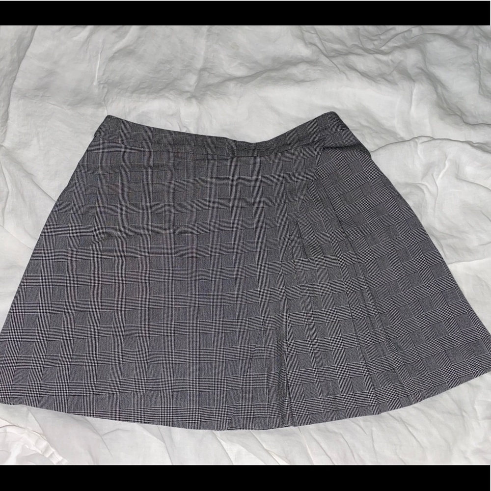 Likely skirt